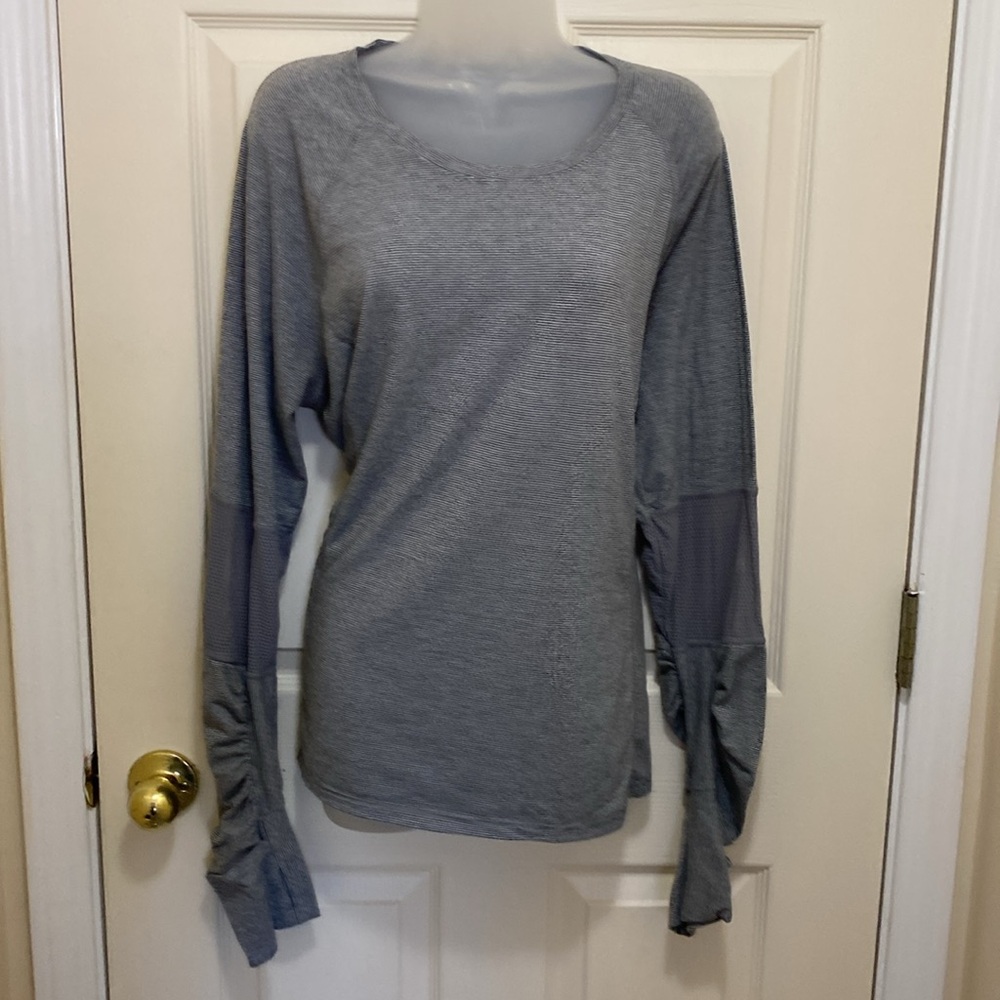 Avia Gray Fitted Long Sleeve Sweatshirt